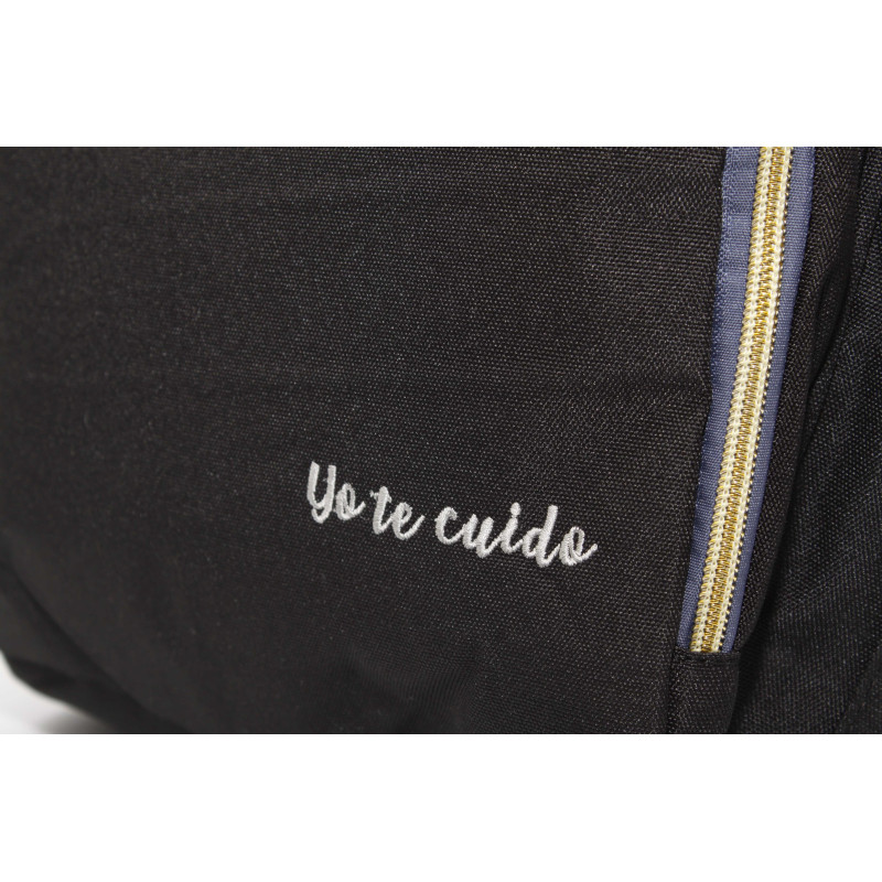 MOCHILA NEGRA "YO TE CUIDO"
