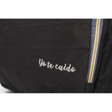 MOCHILA NEGRA "YO TE CUIDO"